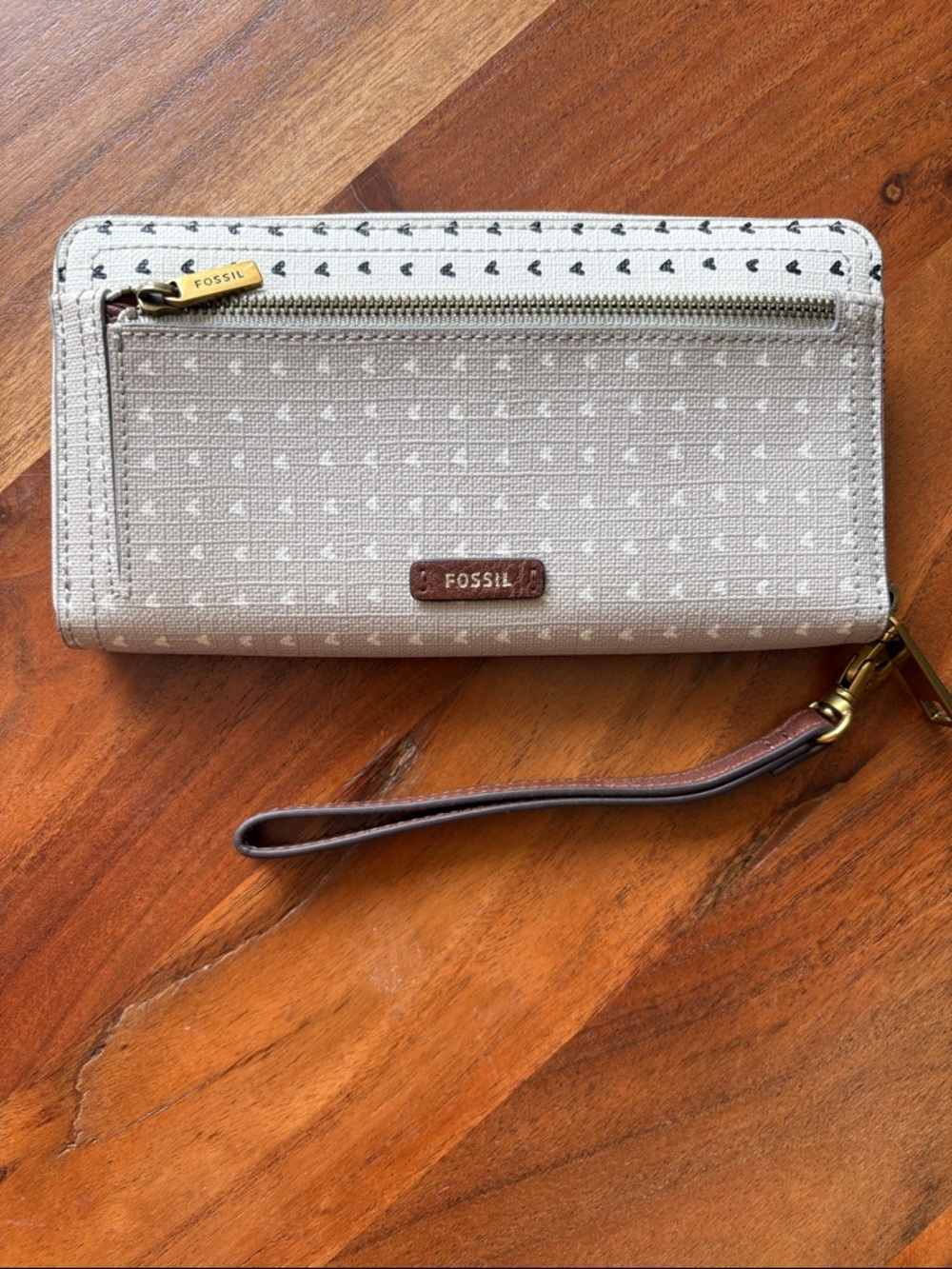 Fossil Beige and Brown Zip Wallet Wristlet